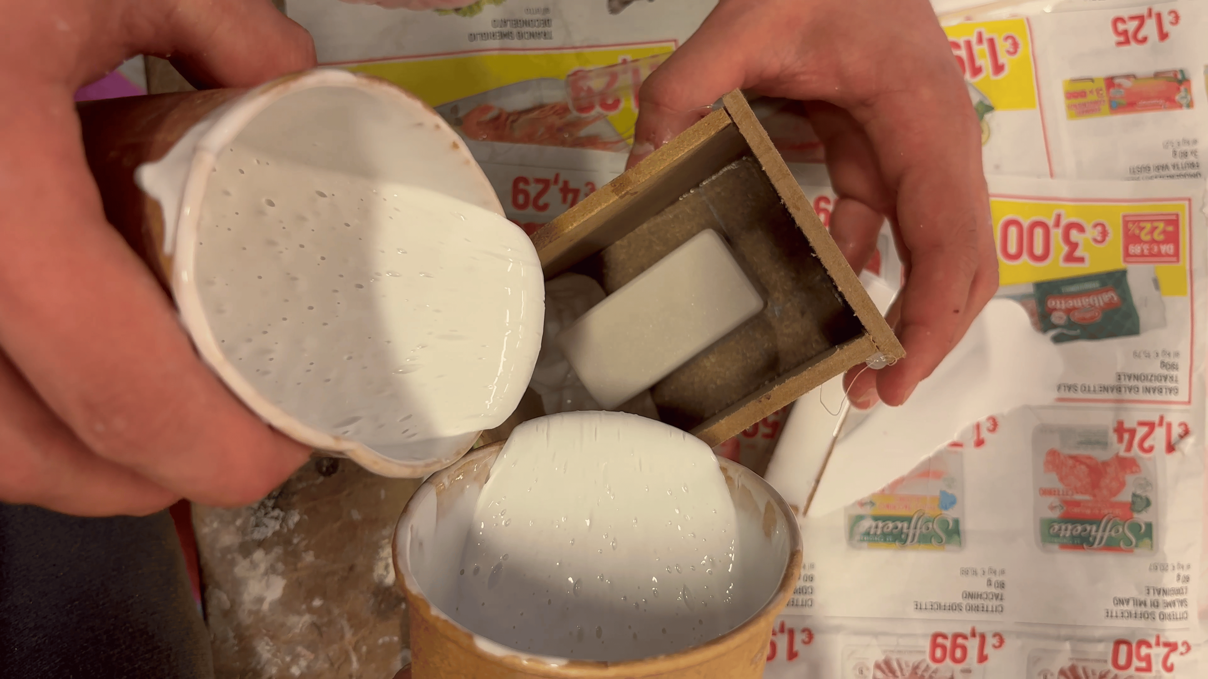 Graphic depicting a color palette of Stone Brown, Dark Navy, Beige, and Cream White along with corresponding hex color codes.